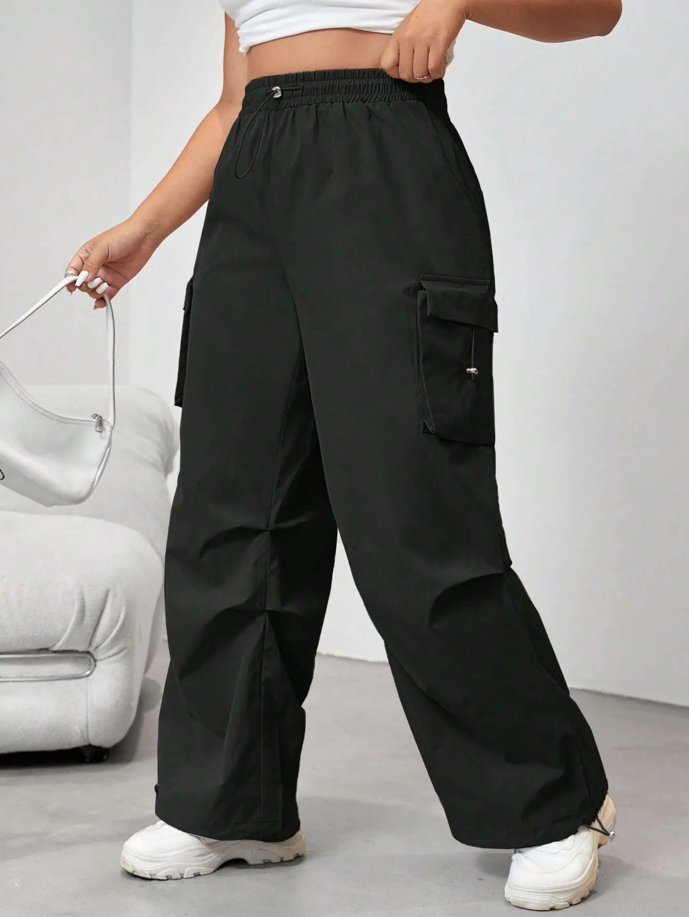 Flap Pocket Side Drawstring Cargo Pants